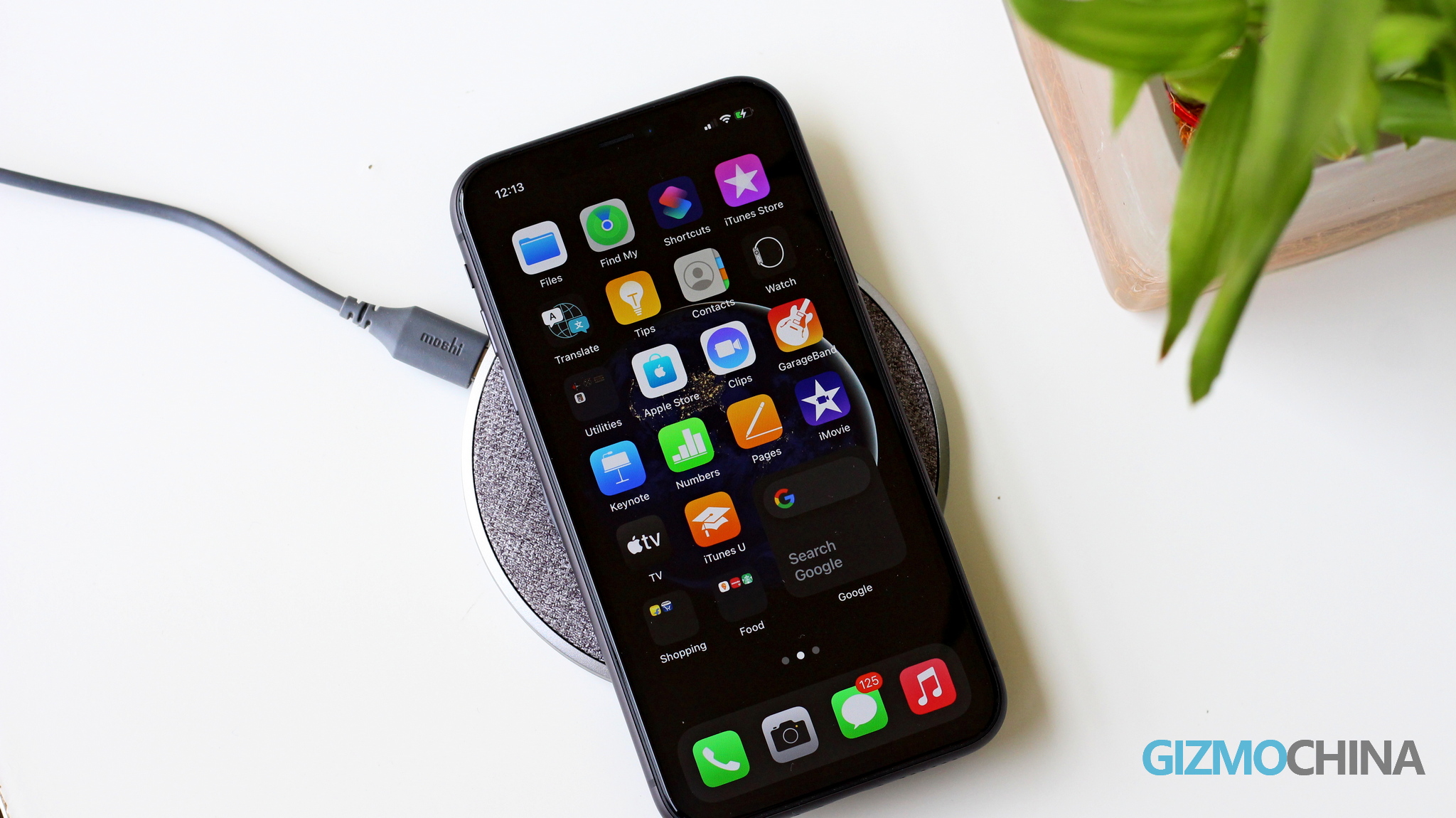 मोशी ओटो वायरलेस चार्जर iPhone 11 चुनिंदा 